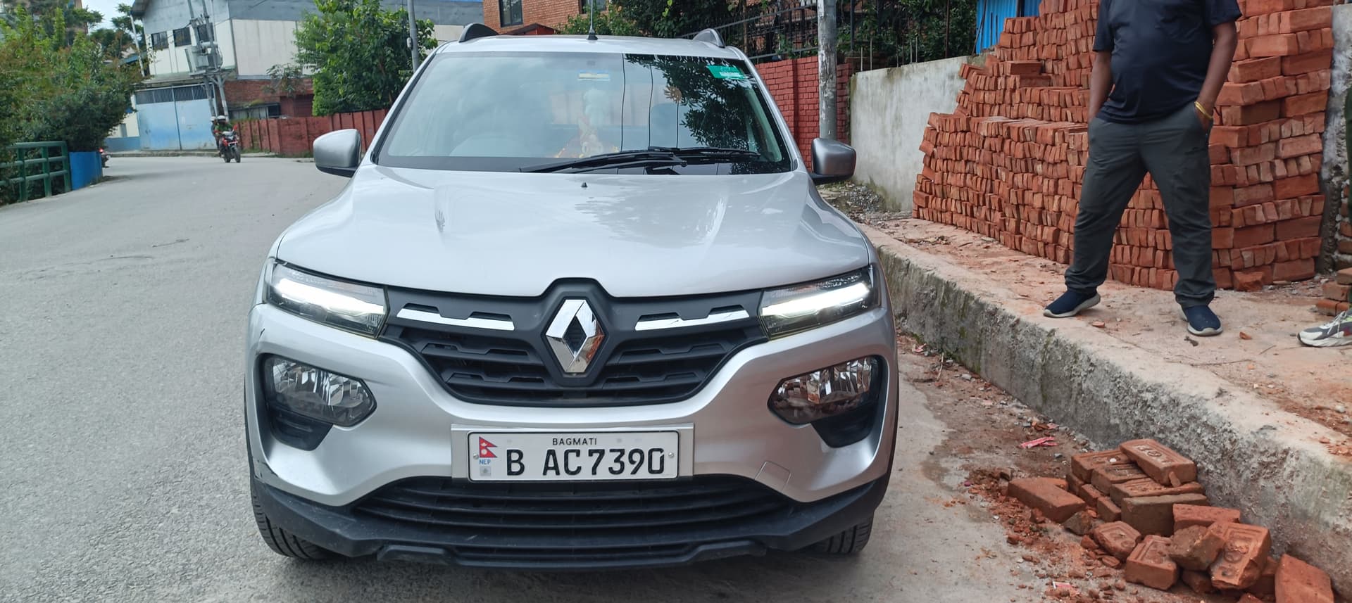 Renual kwid - Image 1