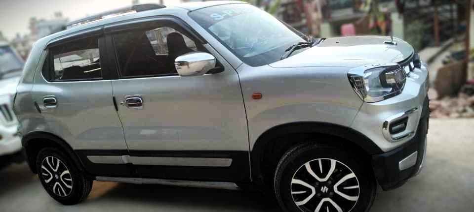 Suzuki S-presso Compact SUV - Thumbnail 2